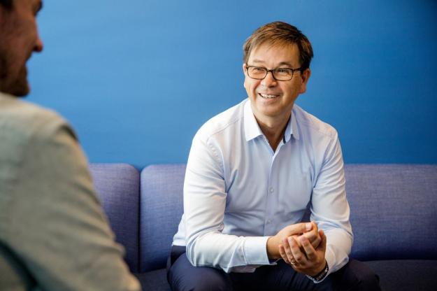 Administrerende direktør i Computas, Trond Eilertsen, mener det er nødvendig at offentlig sektor tar i bruk KI og automatisering.